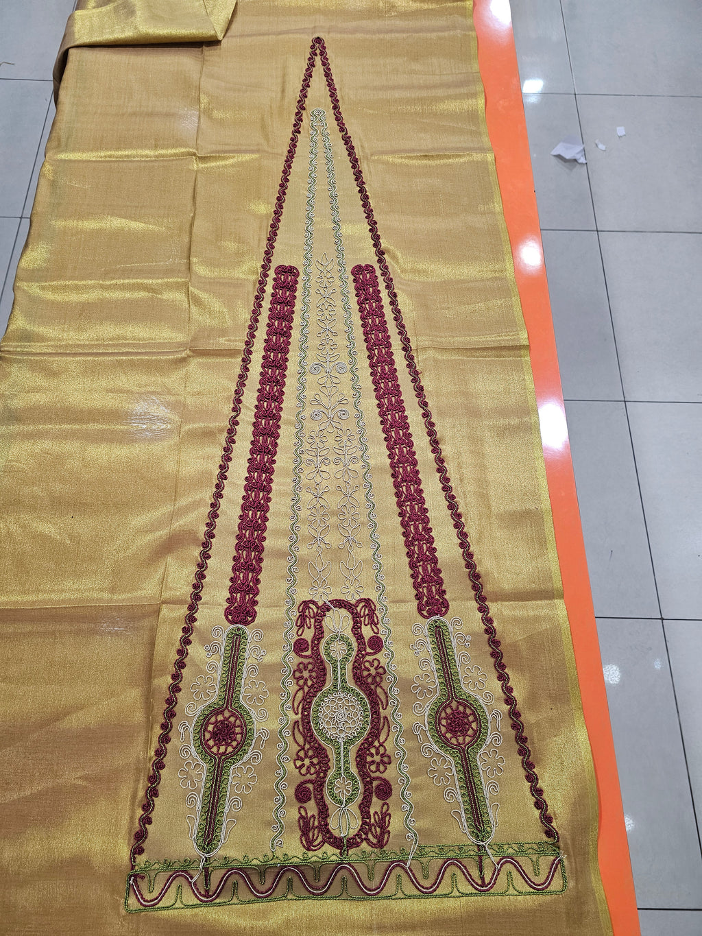 Qasab and Tahriri Tara designs