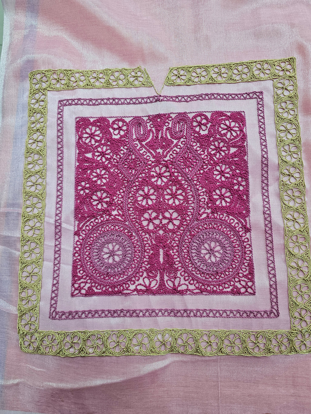 Qasab and Tahriri Tara designs